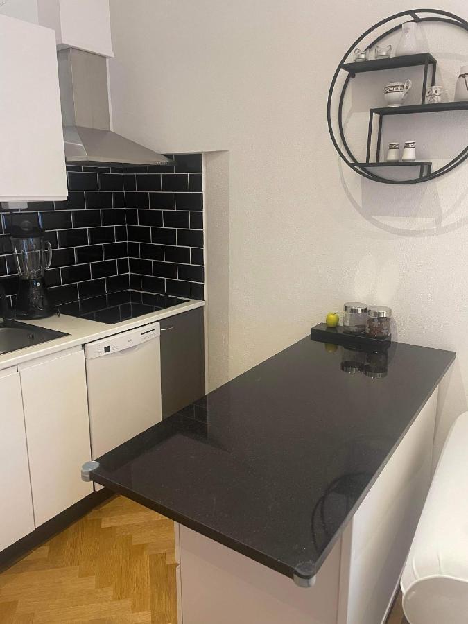 Nyrenoverad Lagenhet Åhus Eksteriør billede