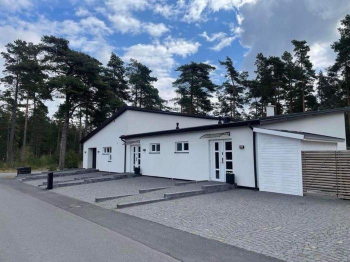 Nyrenoverad Lagenhet Åhus Eksteriør billede